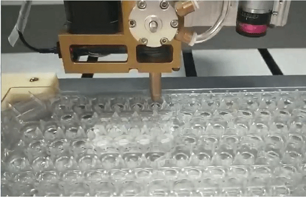 【UV膠（jiāo）】點膠時出現斷膠的原因？如何解決？